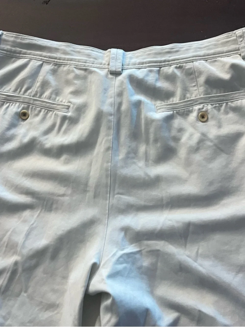 Tommy Bahama Light Beige Flat Front Men's Shorts - Size 40